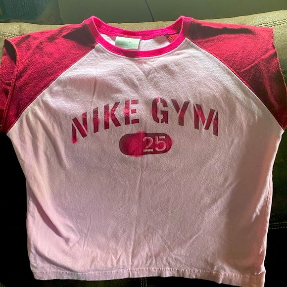 Nike Tops - Nike shirt
